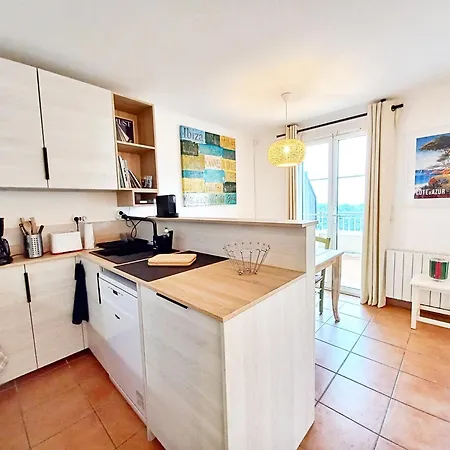 Le Dramont Vue Panoramique Foret Appartement *