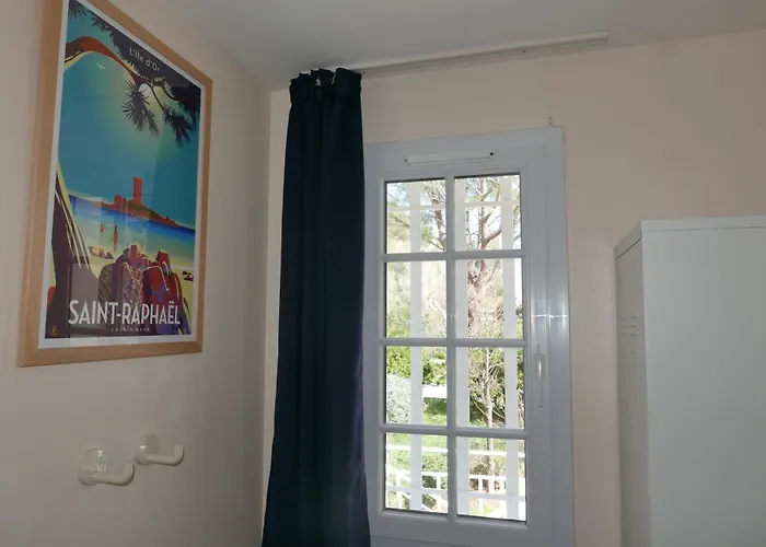 Le Dramont Vue Panoramique Foret * Saint-Raphaël