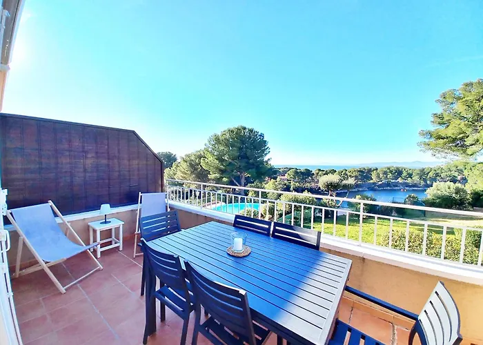 Le Dramont Vue Panoramique Foret 아파트